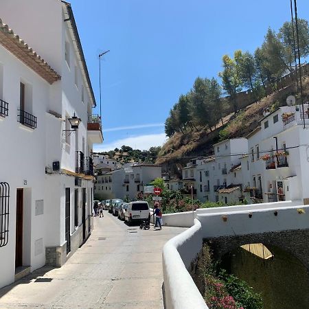 Casa Cueva El Puente Villa Setenil De Las Bodegas Eksteriør billede