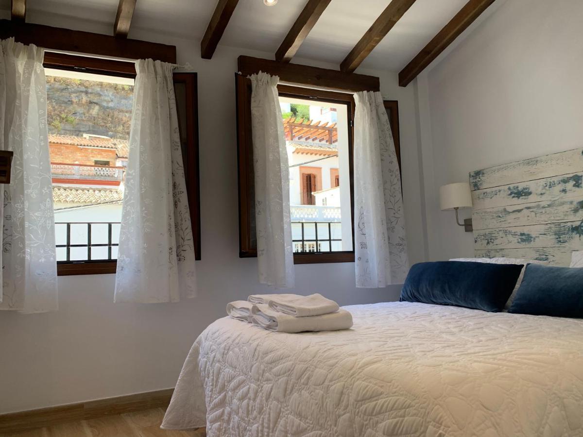 Casa Cueva El Puente Villa Setenil De Las Bodegas Eksteriør billede